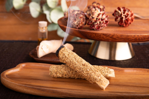 Räucherwerk Palo Santo Holzstäbe mit Eukalyptus