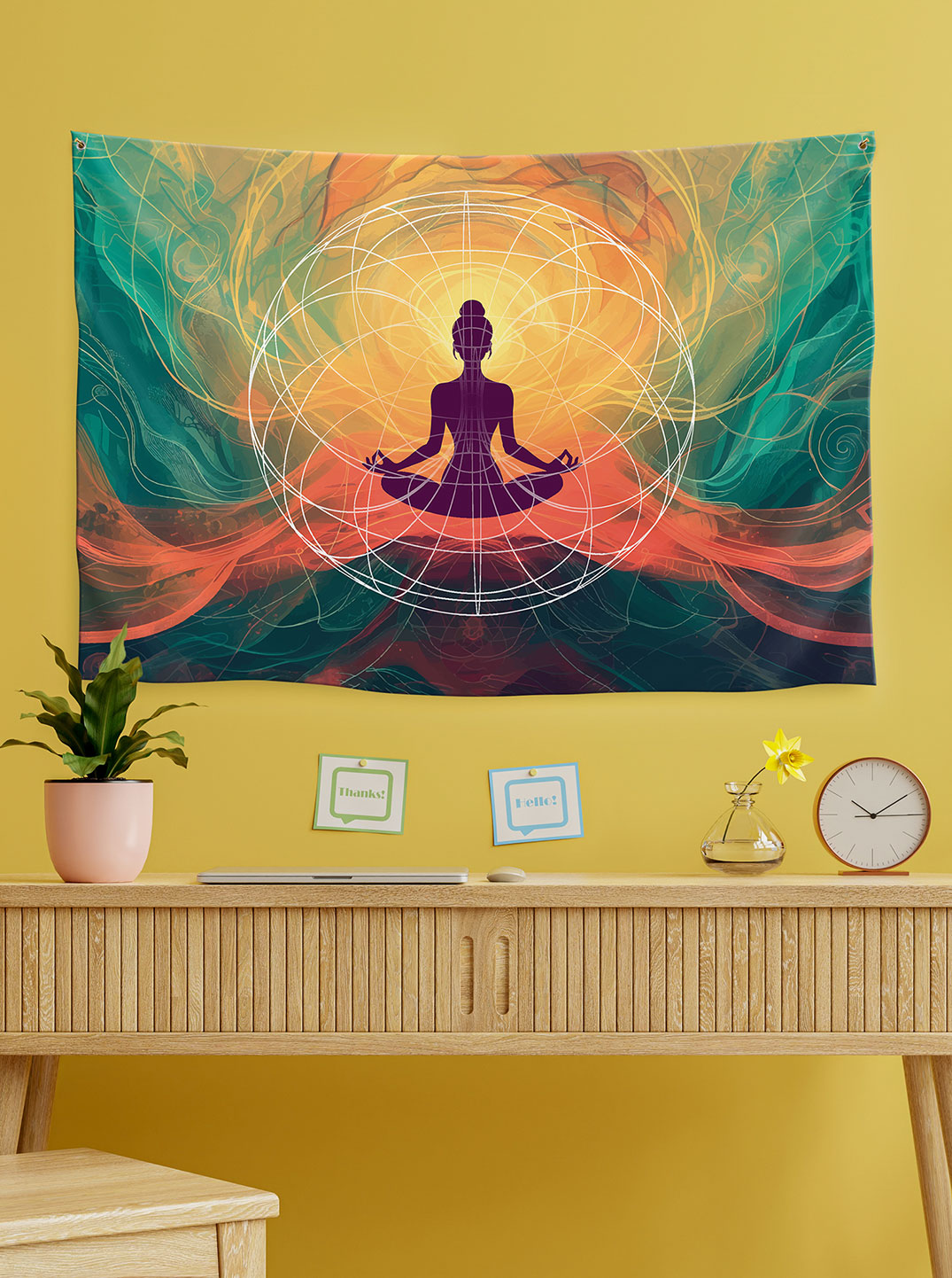 Ein Wandbehang zeigt eine sitzende Person in Meditationshaltung, umgeben von geometrischen Kreisen. Ein Label weist das Produkt als 'Monats-Spartipp' sowie 'Exklusives PranaHaus Design' aus.